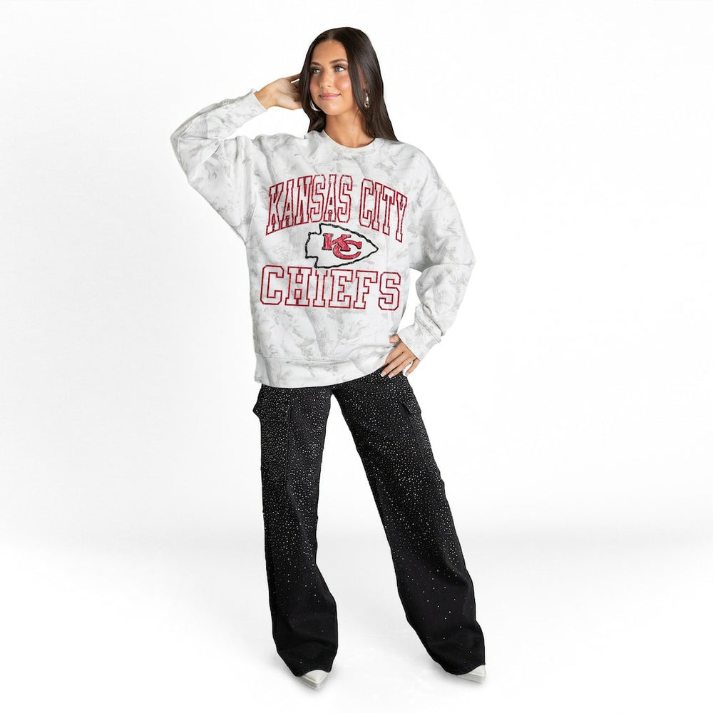 Kansas City Chiefs  Gameday Couture Women's Whiteout Oversized Premium Fleece Sweatshirt