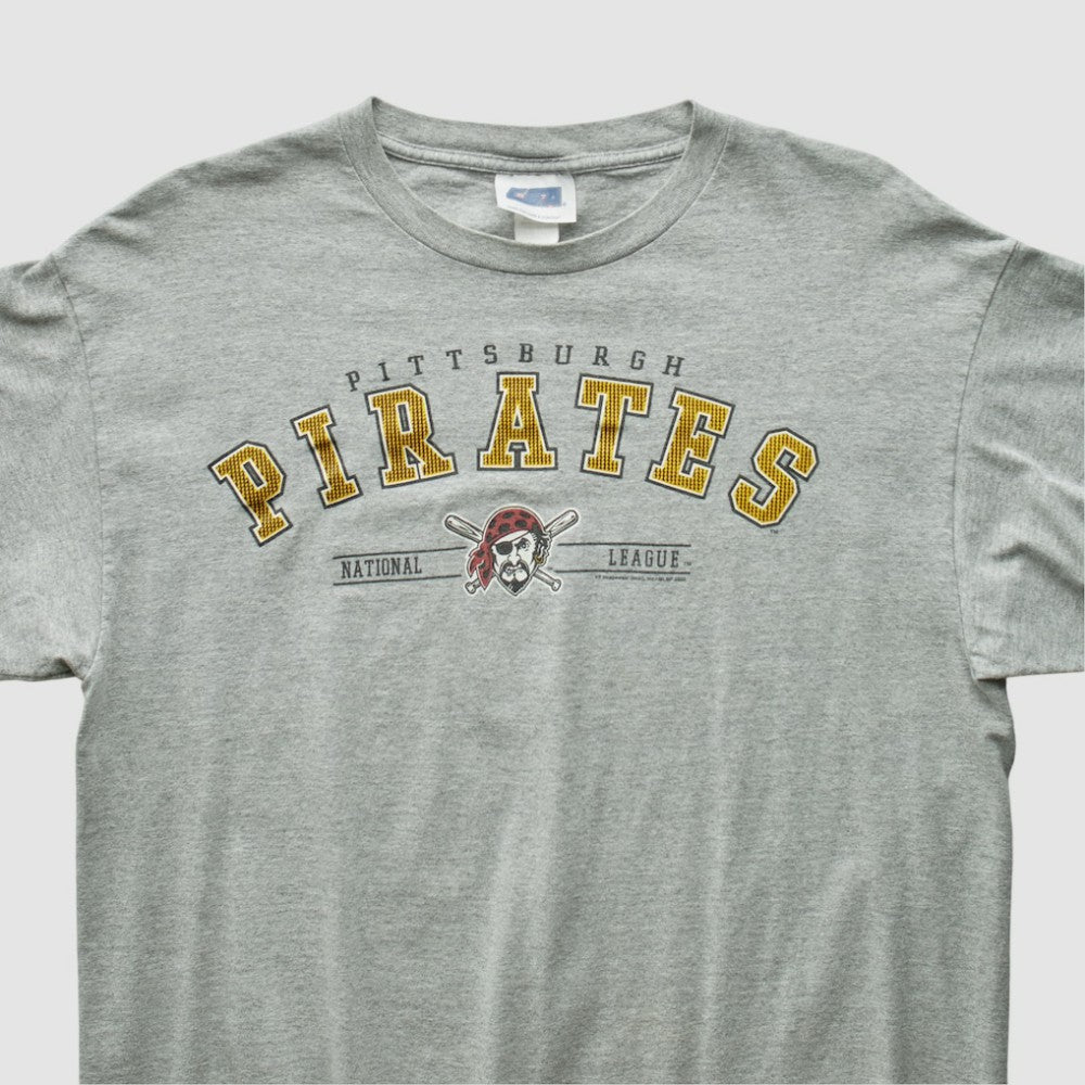 Pittsburgh Pirates 2000s T-Shirt | MLB Online