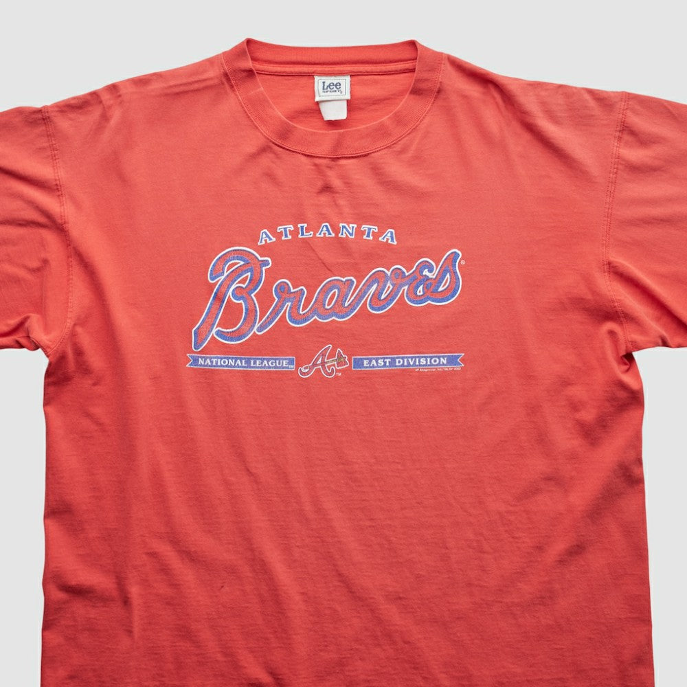 Atlanta Braves Lee Apparel 2000s T-Shirt | MLB Outlet