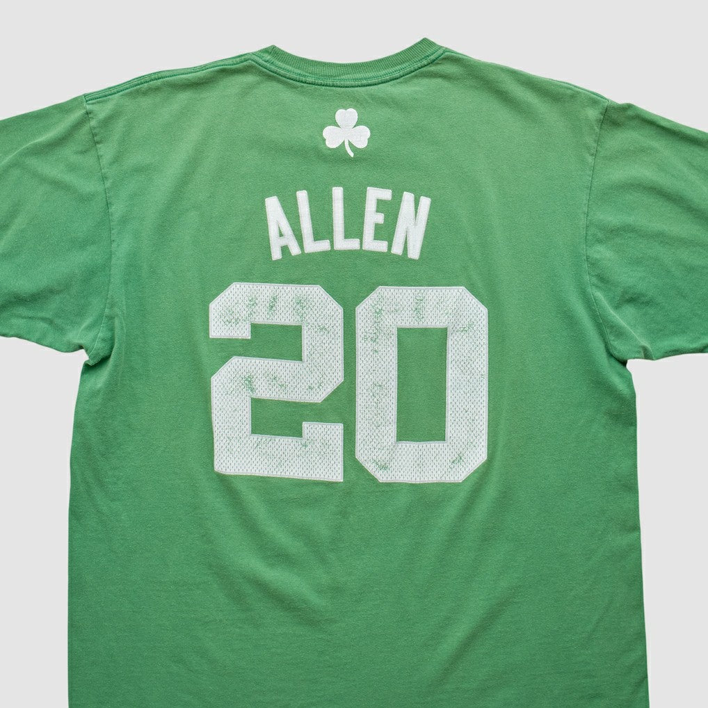 Boston Celtics 2000s T-shirt For Sale