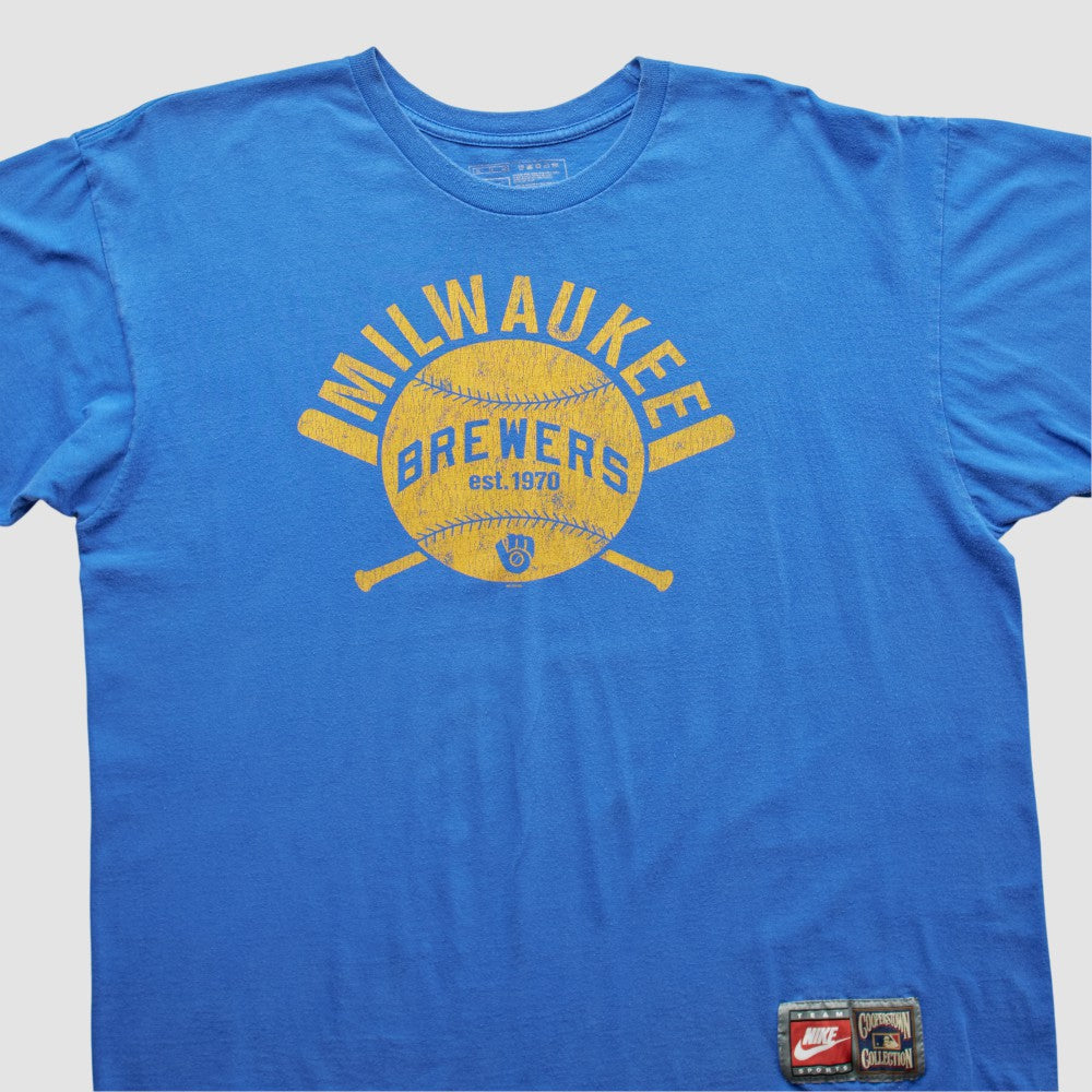 Milwaukee Brewers Nike 2000s T-shirt | MLB Online