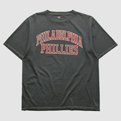 Philadelphia Phillies 2000s T-shirt | MLB Outlet