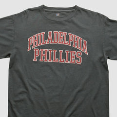 Philadelphia Phillies 2000s T-shirt | MLB Outlet