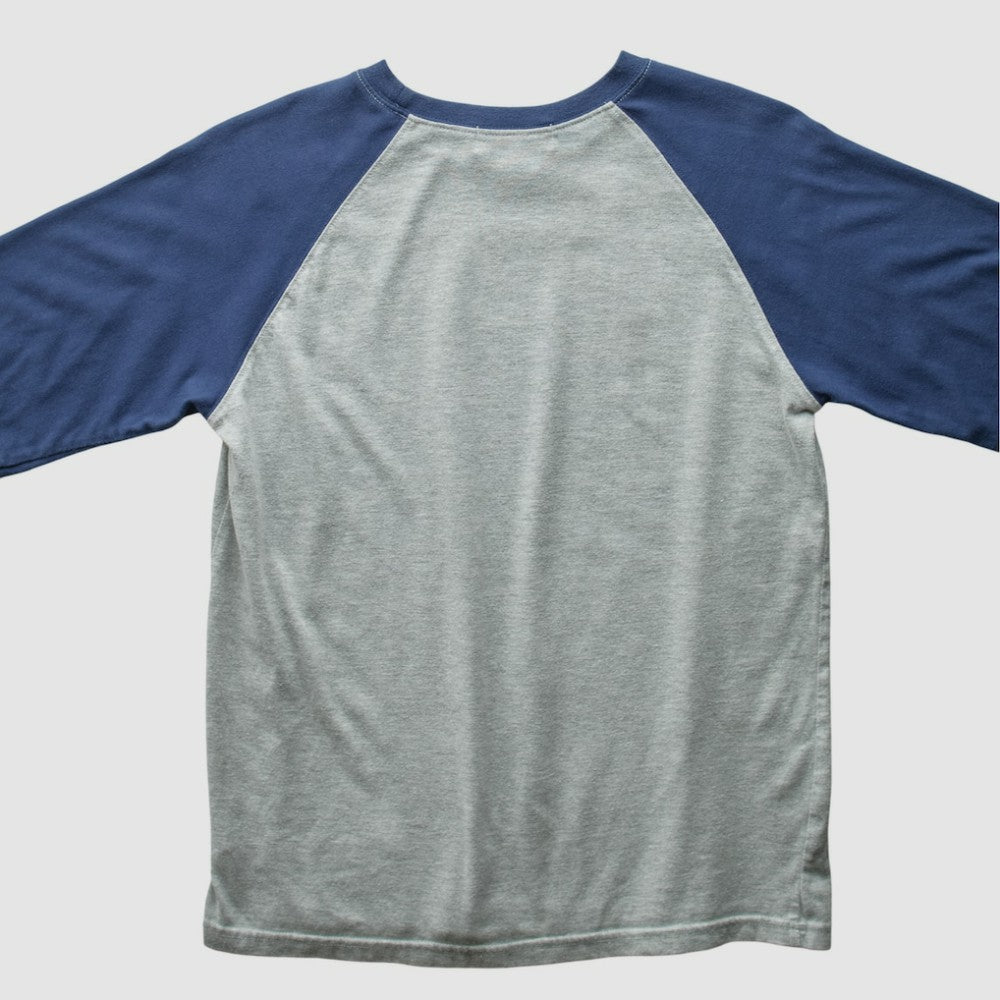 Atlanta Braves Nike 2000s T-shirt | MLB Near me