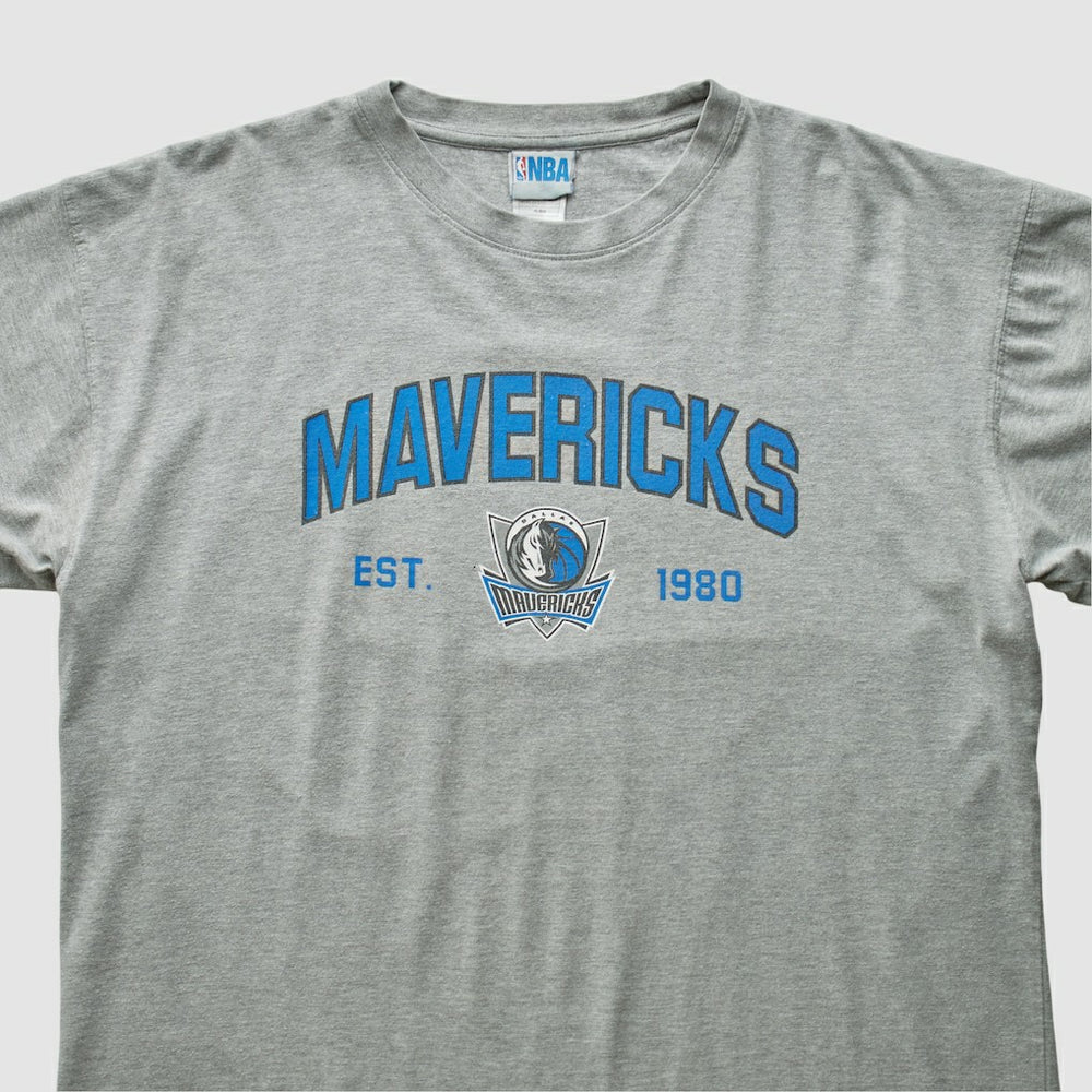 Dallas Mavericks NBA 2000s T-shirt sale Discount