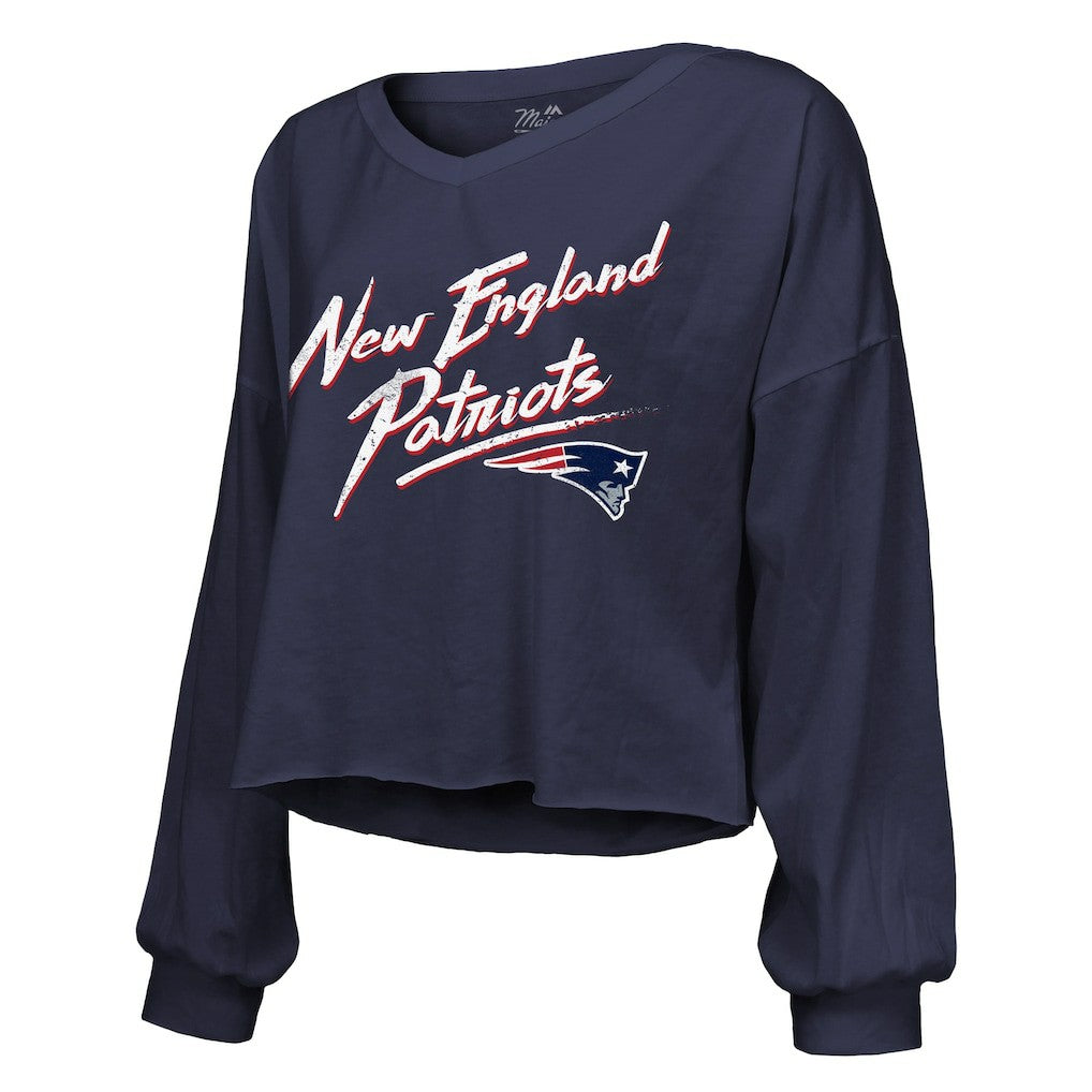 New England Patriots  Drake Maye  Majestic Threads Women's Off-Shoulder Script Name & Number V-Neck T-Shirt