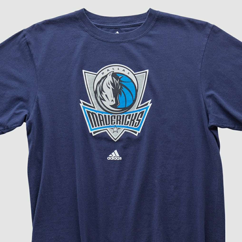Dallas Mavericks 2000s T-shirt sale Discount