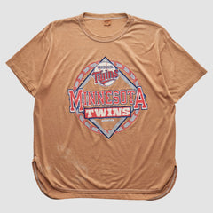 Minnesota Twins Champion 90s T-shirt | MLB Shop