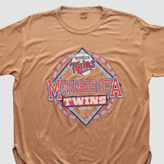 Minnesota Twins Champion 90s T-shirt | MLB Shop