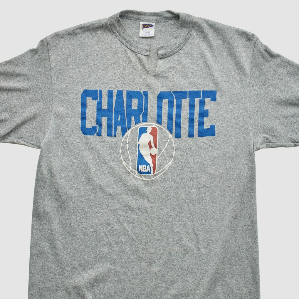 Charlotte Hornets Trench 90s T-shirt Online