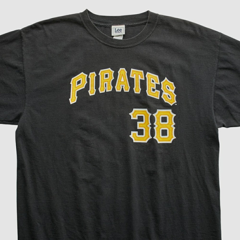 Pittsburgh Pirates Lee Apparel 2000s T-shirt | MLB Online