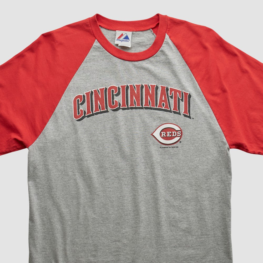 Cincinnati Reds Majestic 2000s T-shirt | MLB Shop