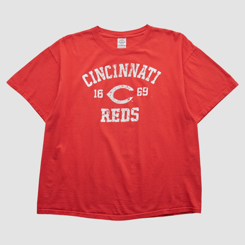 Cincinnati Reds Delta 2010s T-shirt | MLB Discount