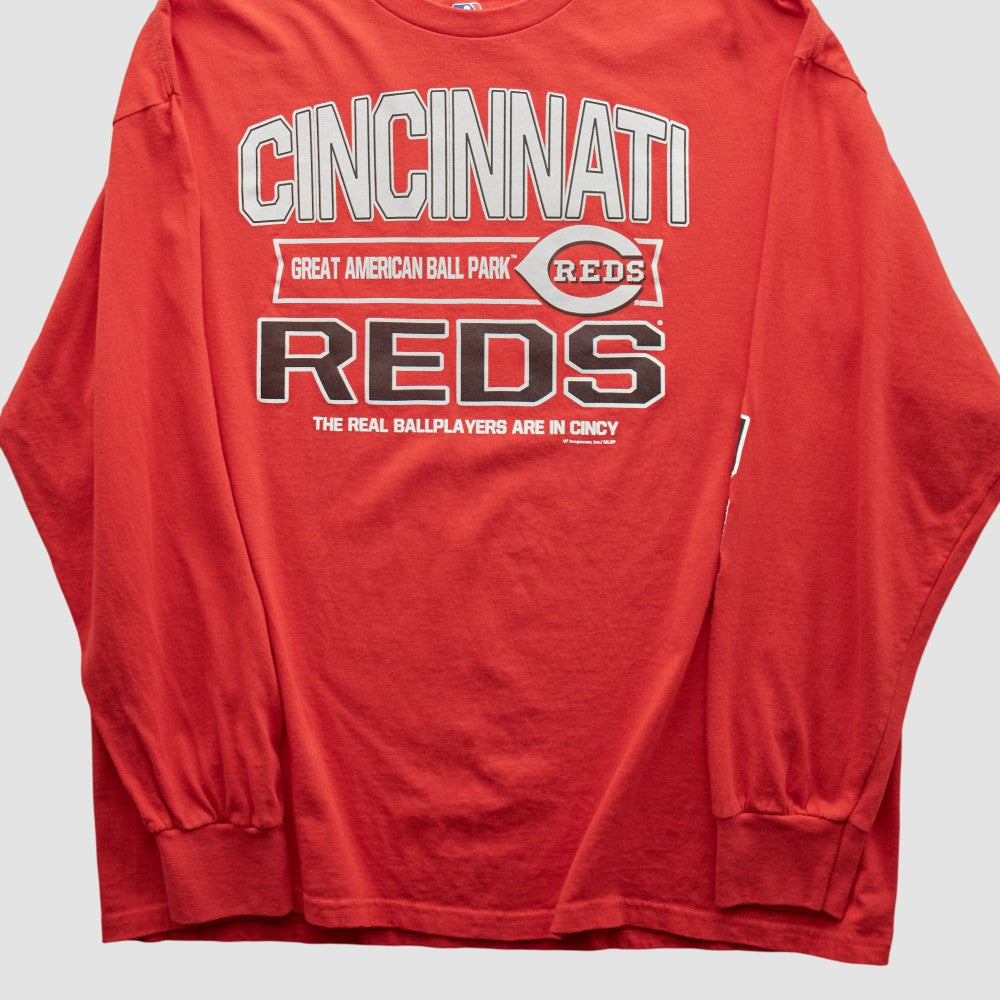 Cincinnati Reds Genuine Merchandise 2000s Long Sleeve T-shirt | MLB Near me