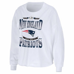 New England Patriots  WEAR by Erin Andrews Women's Super Bowl LX Cropped Long Sleeve T-Shirt