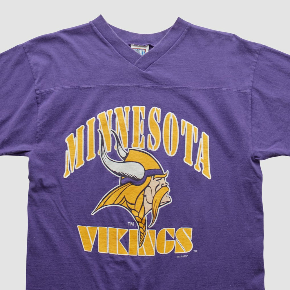 Minnesota Vikings Fanatics Sport Attack 90s T-shirt