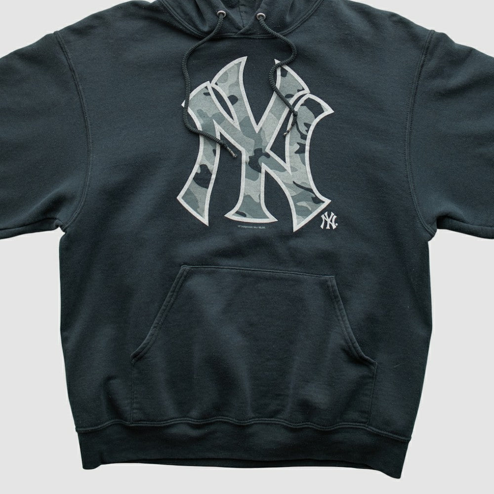 New York Yankees Genuine Merchandise 2010s Hooded Pullover Sweatshirt | MLB New
