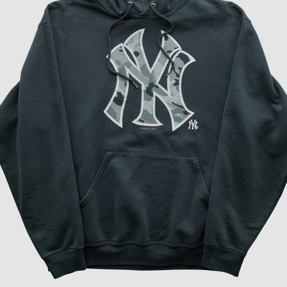 New York Yankees Genuine Merchandise 2010s Hooded Pullover Sweatshirt | MLB New