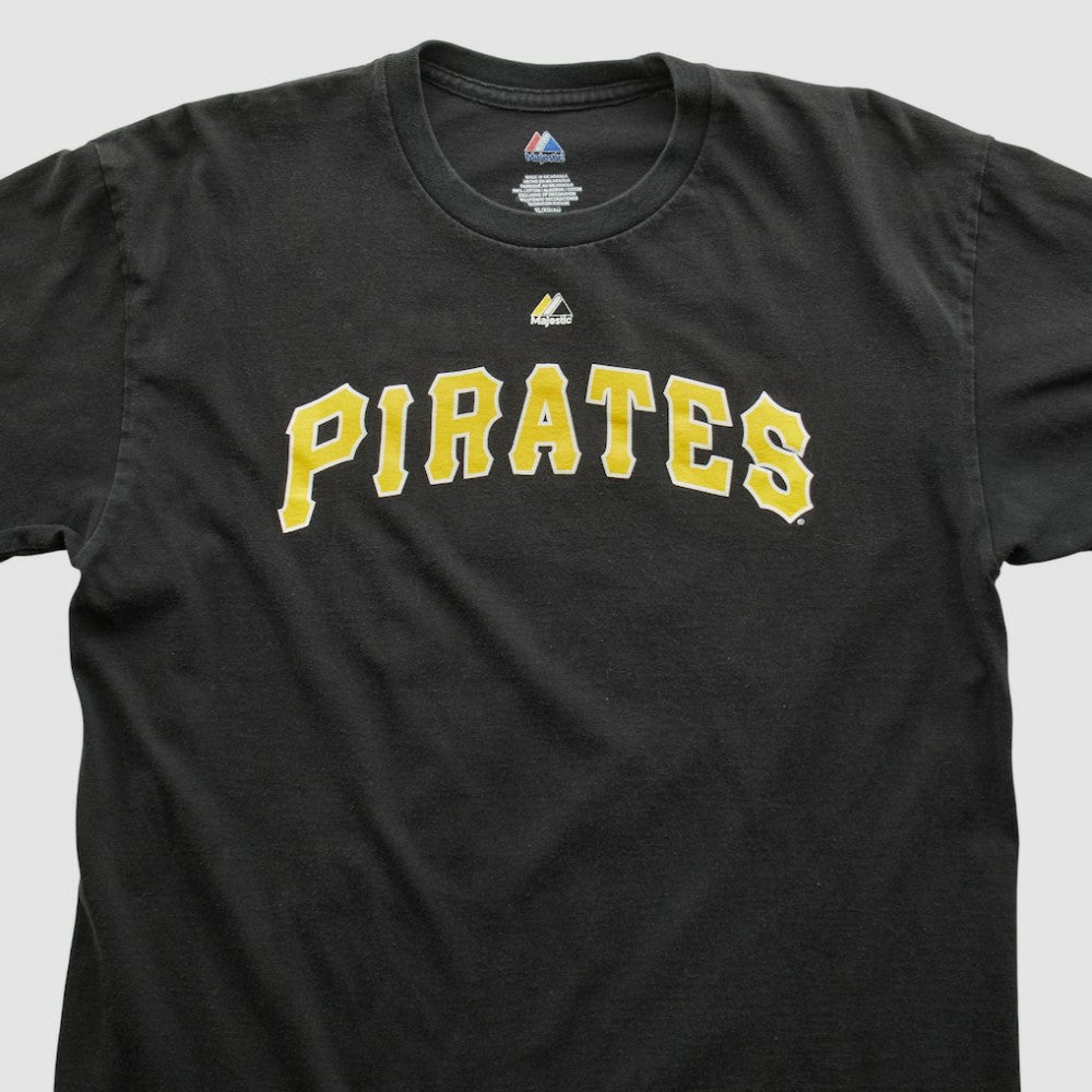 Pittsburgh Pirates Majestic 2000s T-shirt | MLB Outlet