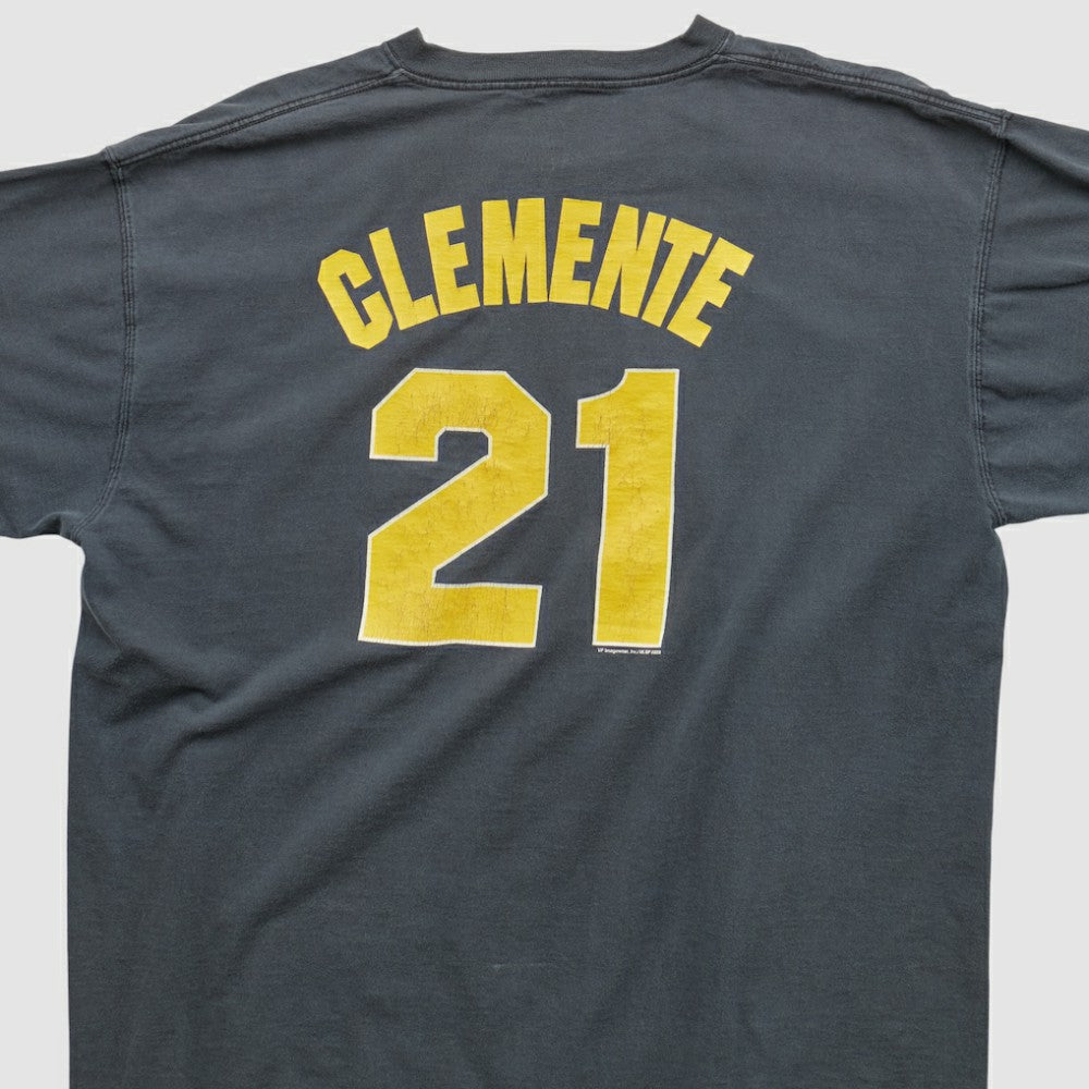 Pittsburgh Pirates Majestic 2000s T-shirt | MLB Near me