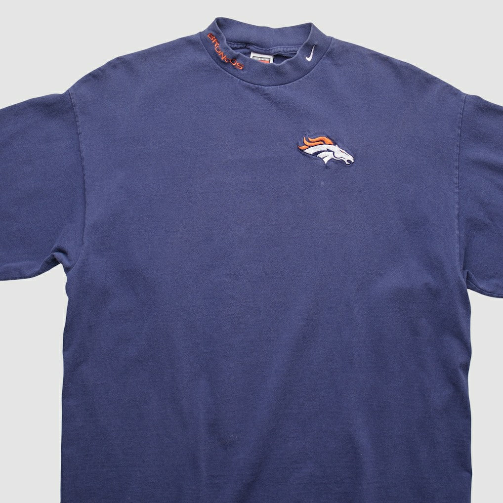 Denver Broncos Fanatics 90s Pullover Sweatshirt