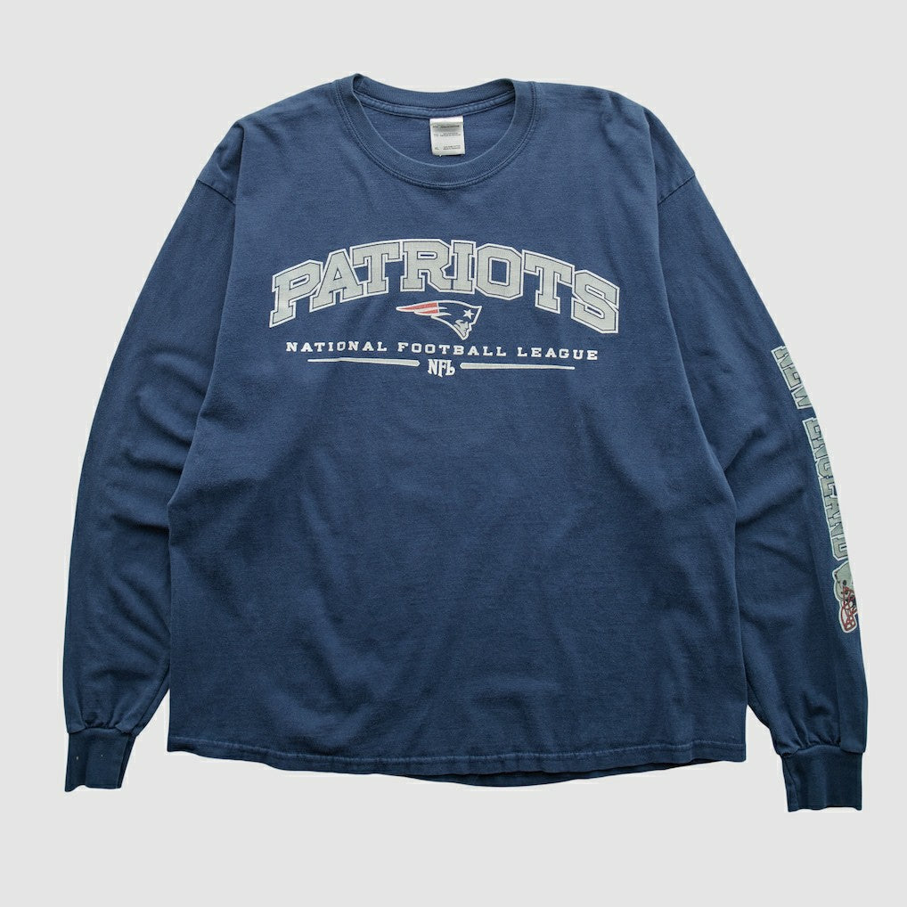 New England Patriots Fanatics Gildan 2000s Long Sleeve T-shirt
