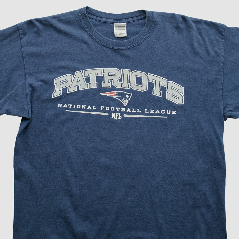 New England Patriots Fanatics Gildan 2000s Long Sleeve T-shirt