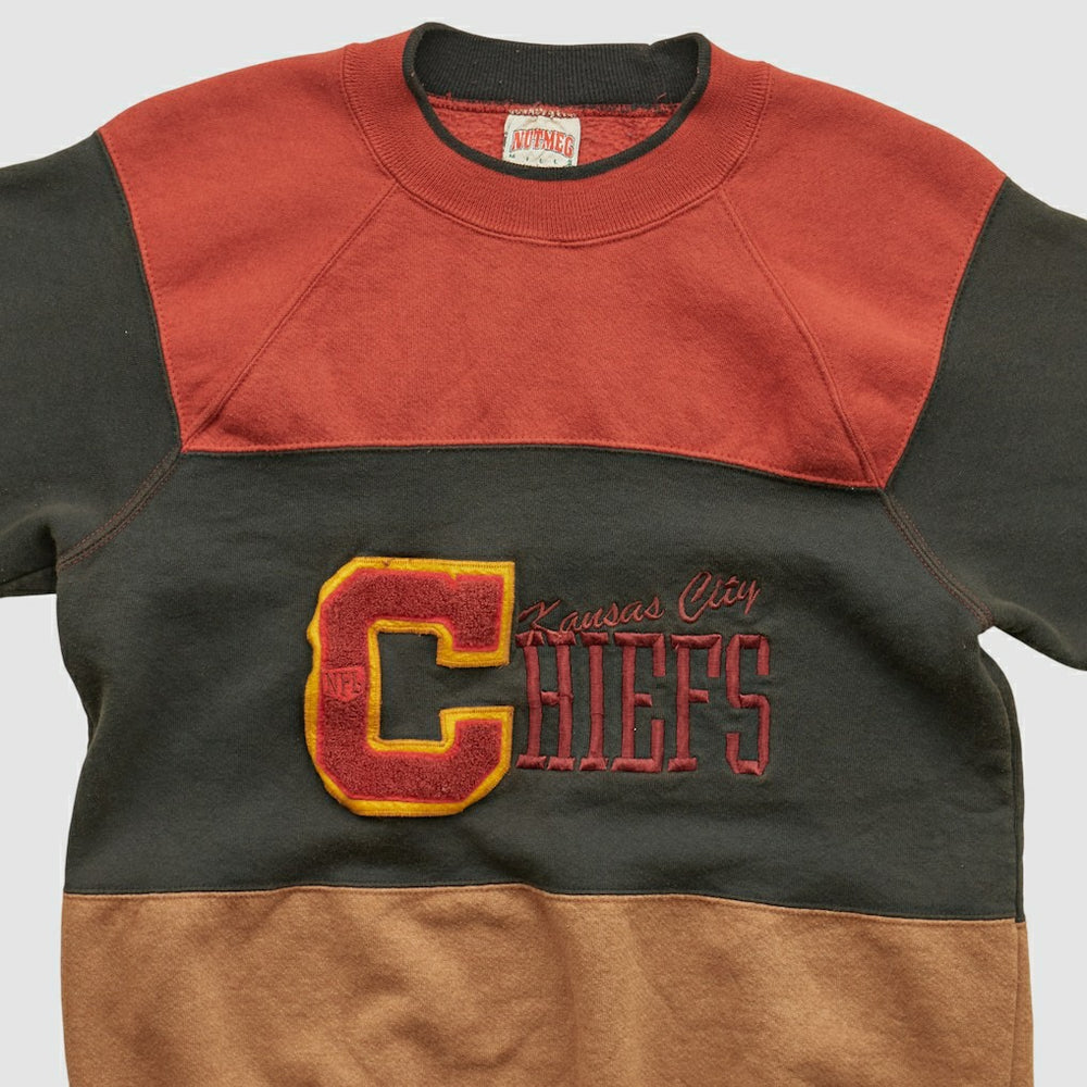 Kansas City Chiefs Fanatics Nutmeg Mills 90s Pullover Sweatshirt