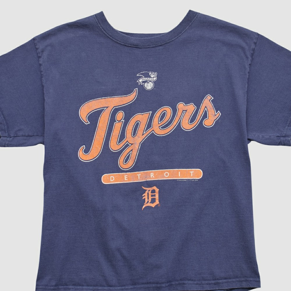 Detroit Tigers Delta 2000s T-shirt | MLB Discount