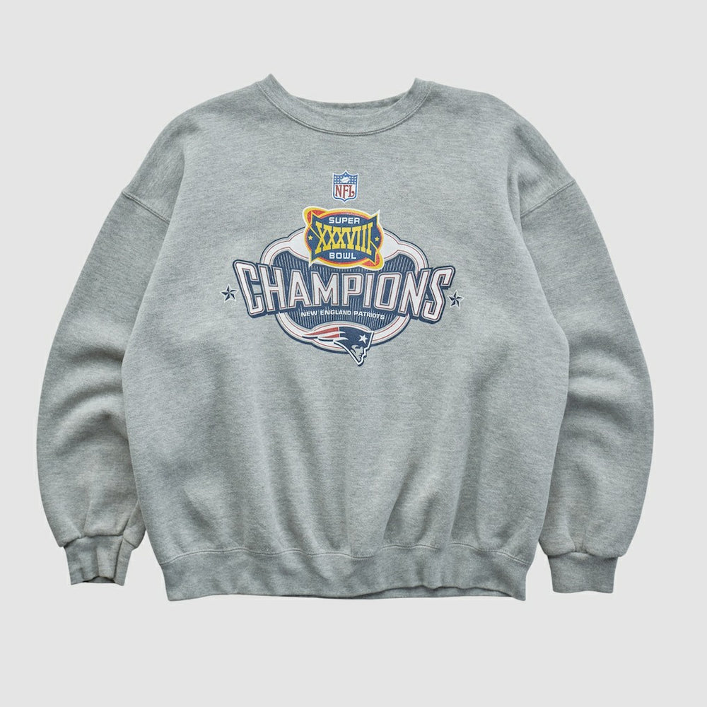 New England Patriots Fanatics Super Bowl XXXVIII Lee Apparel 2004 Pullover Sweatshirt