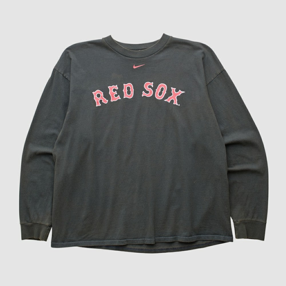 Boston Red Sox Nike 2000s Long Sleeve T-shirt | MLB Outlet