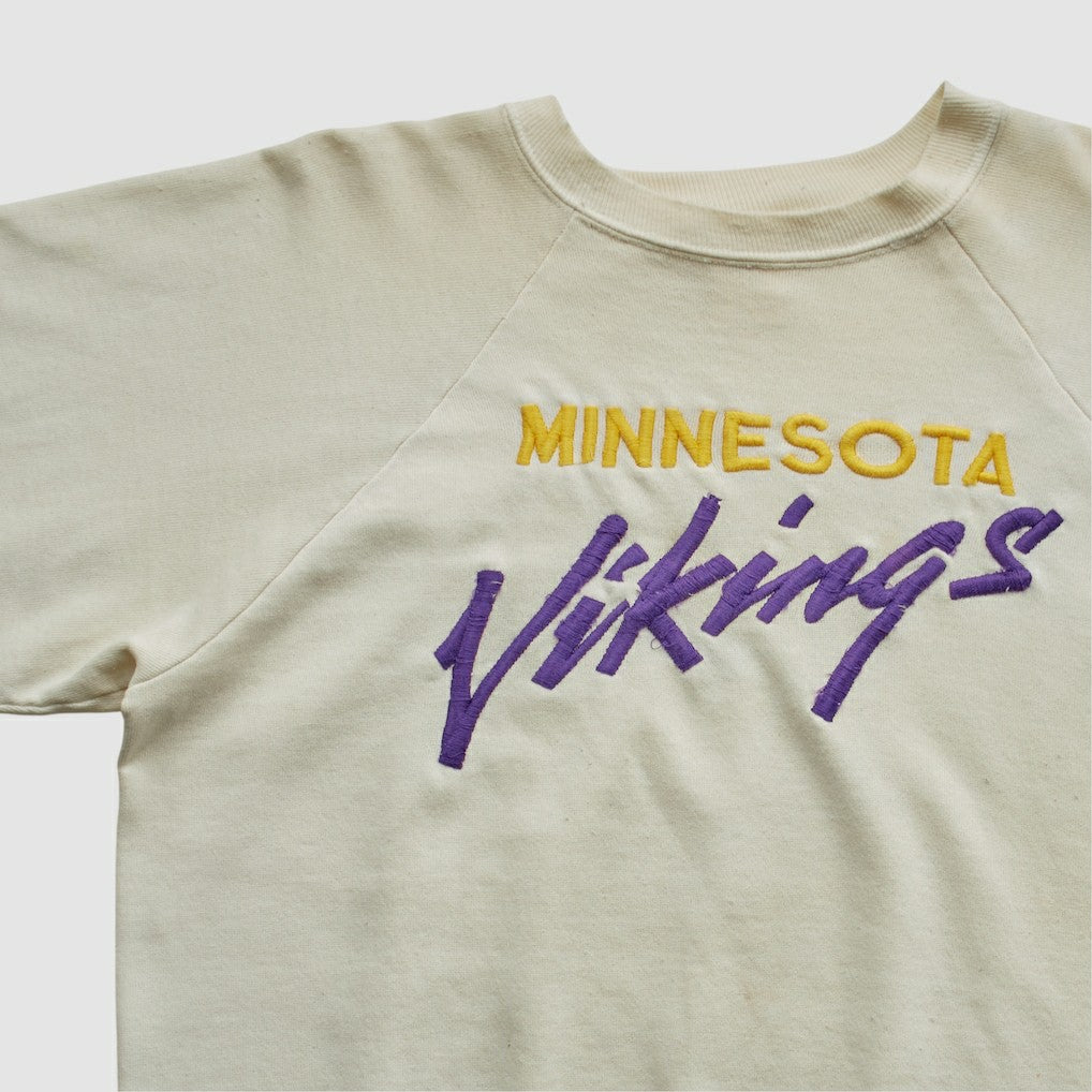 Minnesota Vikings Fanatics Logo 7 80s Pullover Sweatshirt
