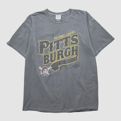 Pittsburgh Pirates Genuine Merchandise 2000s T-shirt | MLB Outlet