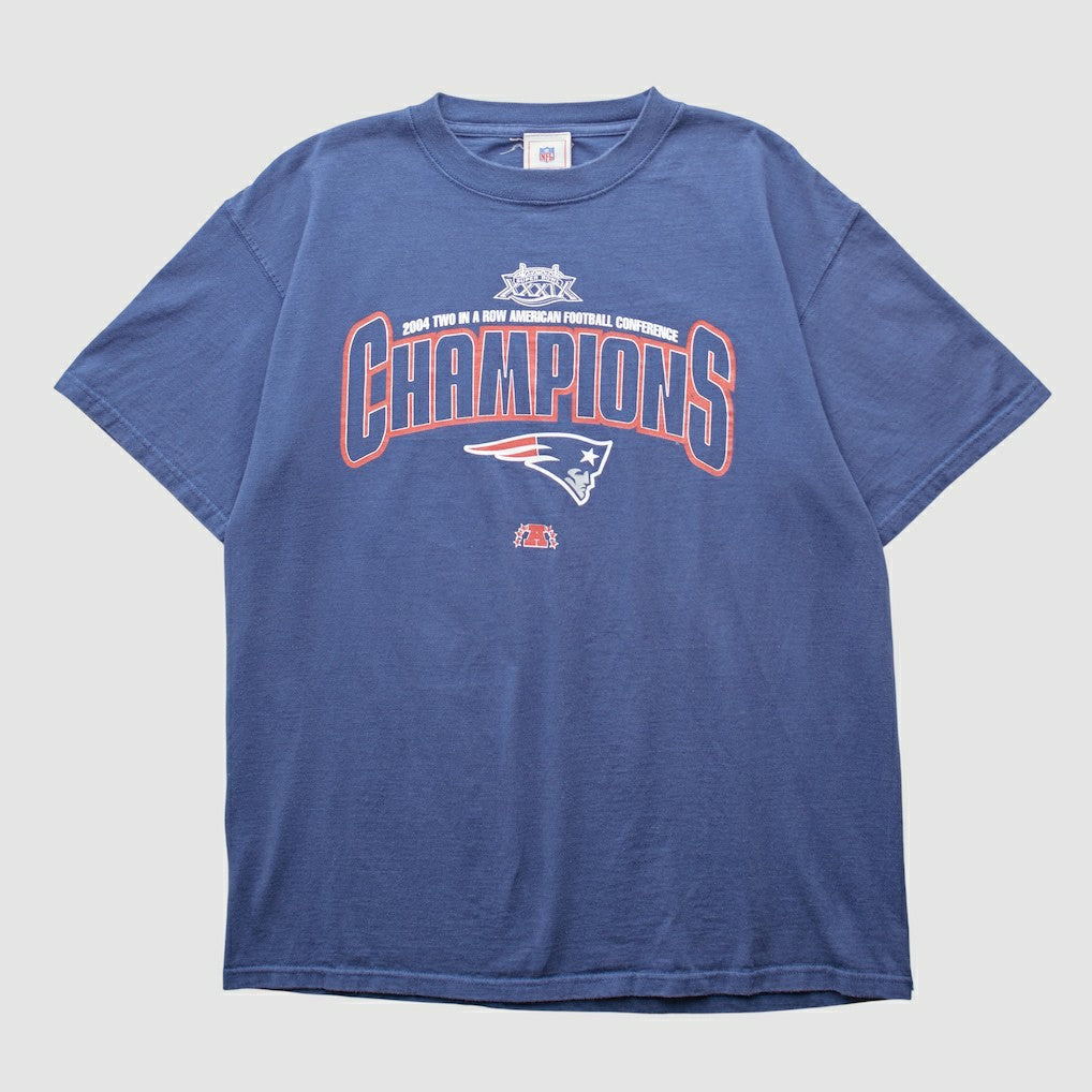 New England Patriots Fanatics NFL 2004 T-shirt