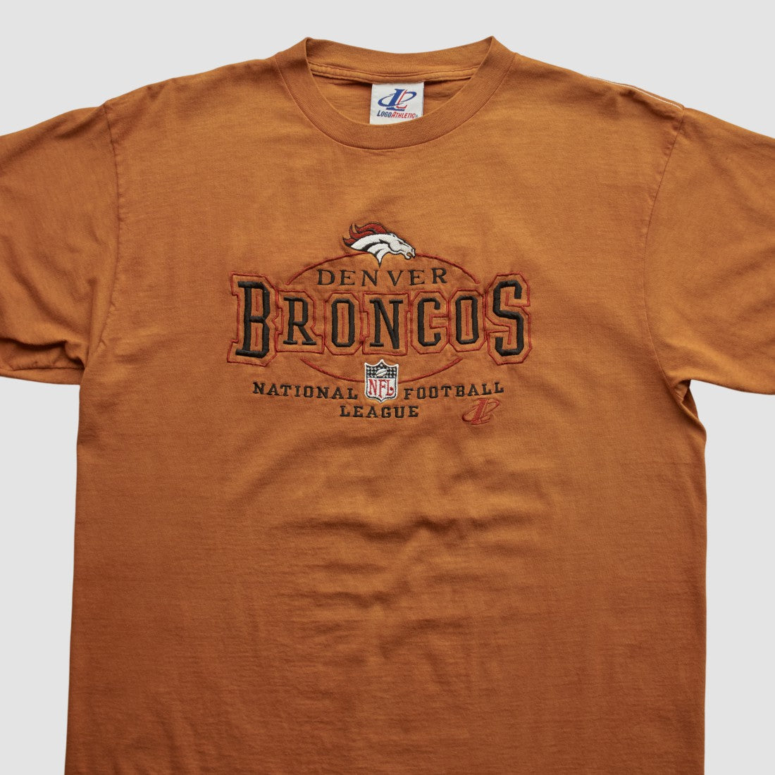 Denver Broncos Fanatics Logo Athletic 90s T-shirt
