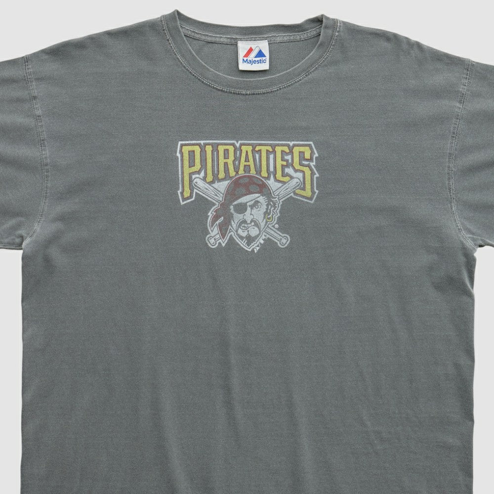 Pittsburgh Pirates Majestic 2000s T-shirt | MLB On Sale