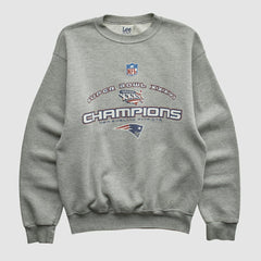 New England Patriots Fanatics Lee Sport 2002 Pullover Sweatshirt