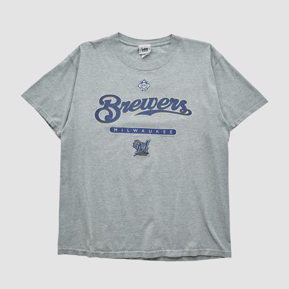 Milwaukee Brewers Lee Sport 2000s T-shirt | MLB Shop