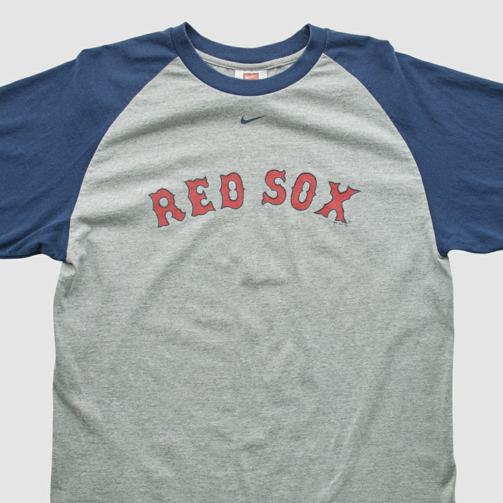 Boston Red Sox Nike 2000s T-shirt | MLB Near me