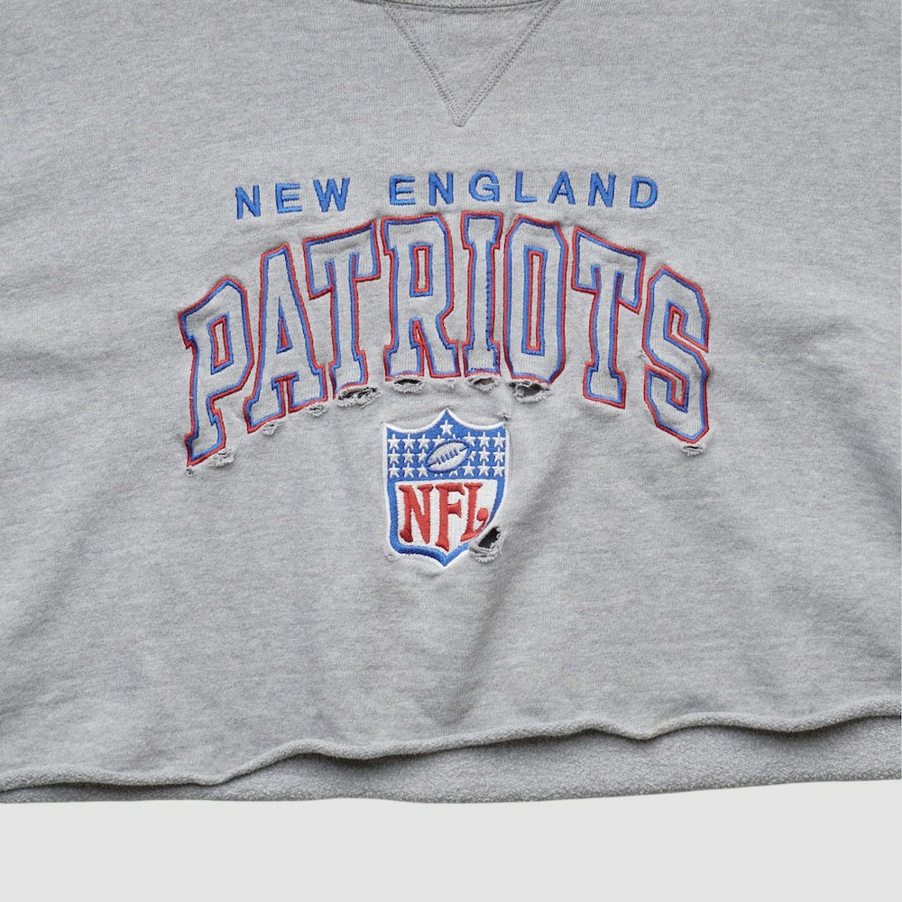 New England Patriots Fanatics Champion 90s Pullover Sweatshirt