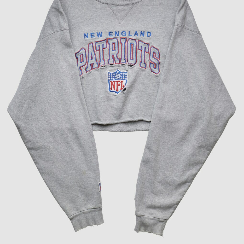 New England Patriots Fanatics Champion 90s Pullover Sweatshirt