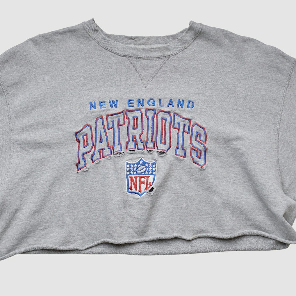 New England Patriots Fanatics Champion 90s Pullover Sweatshirt