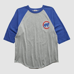 Chicago Cubs Majestic 2000s T-shirt | MLB Outlet