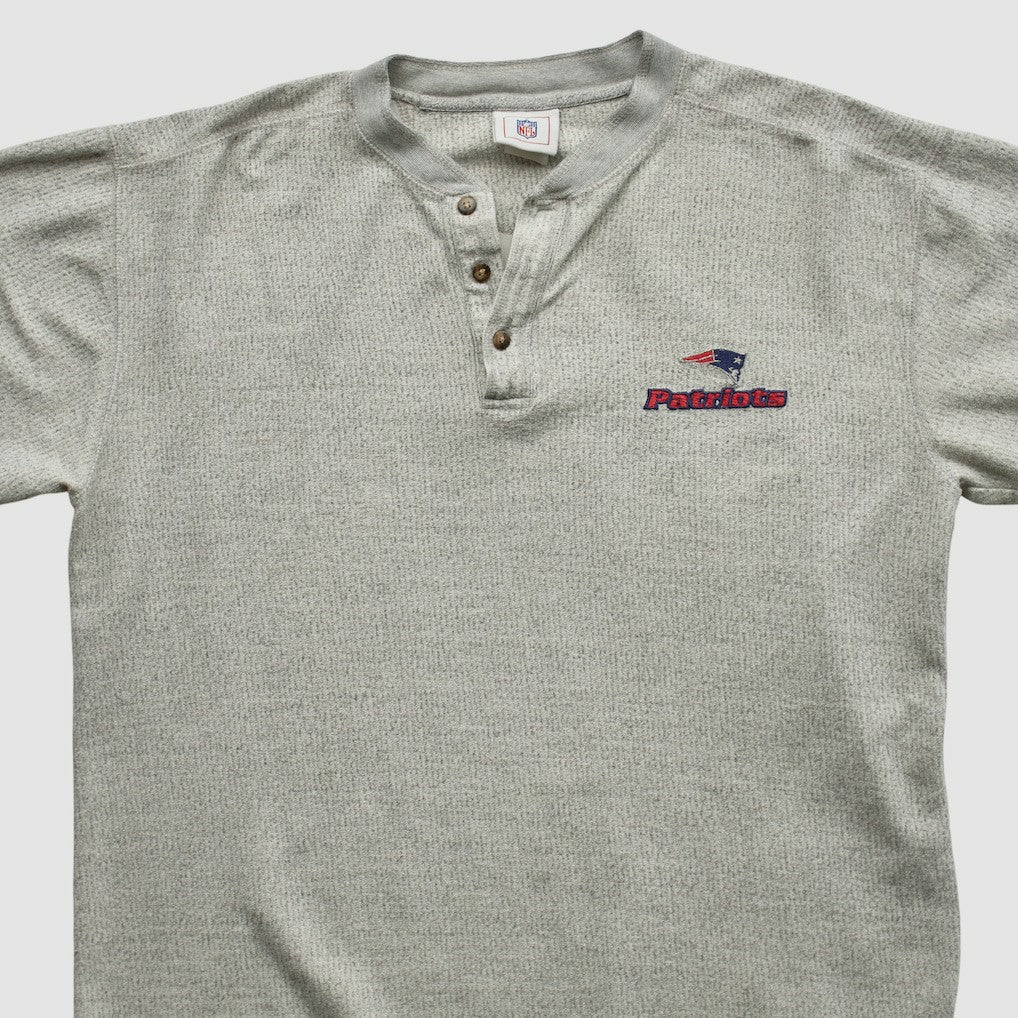 New England Patriots Fanatics NFL 2000s Sweatshirt