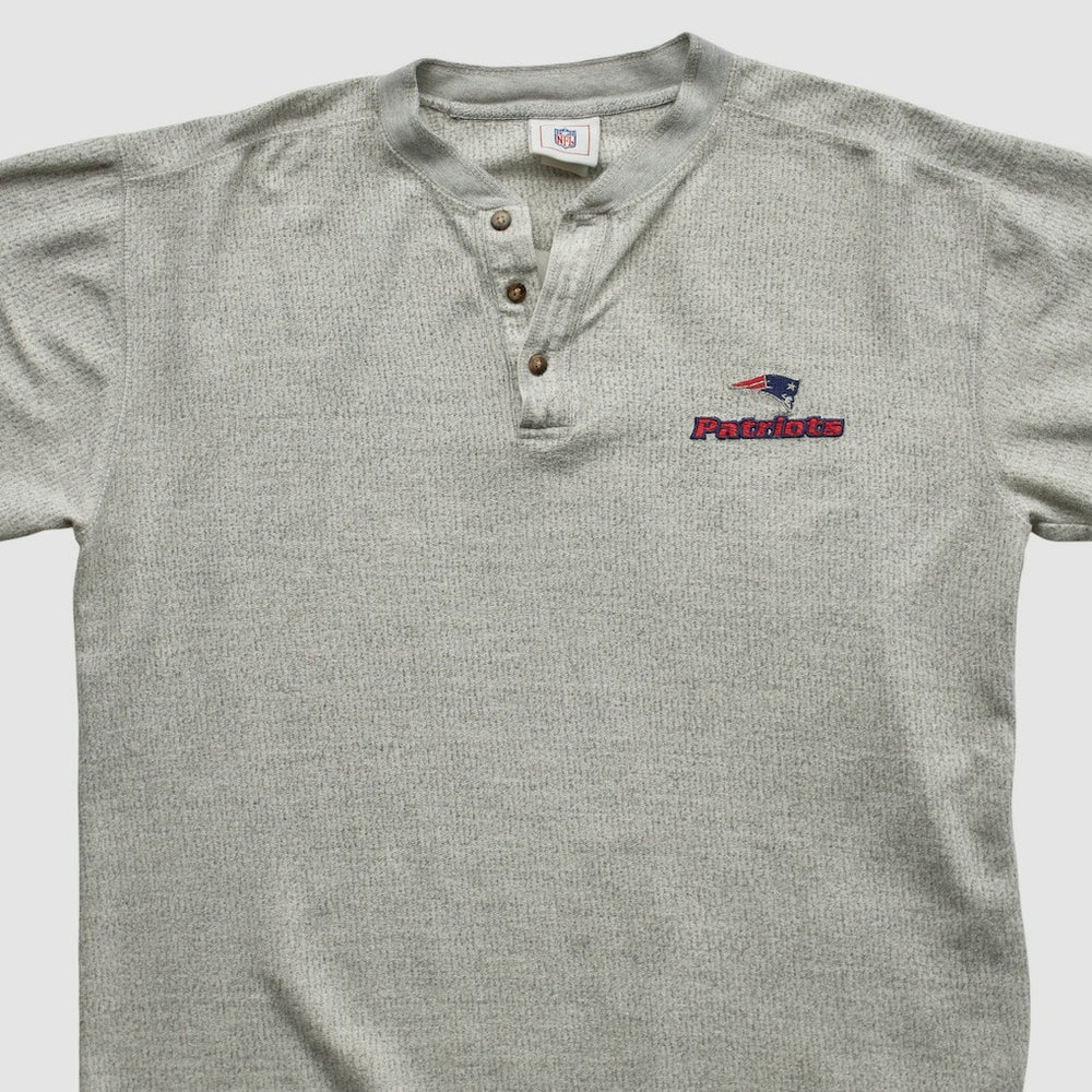 New England Patriots Fanatics NFL 2000s Sweatshirt
