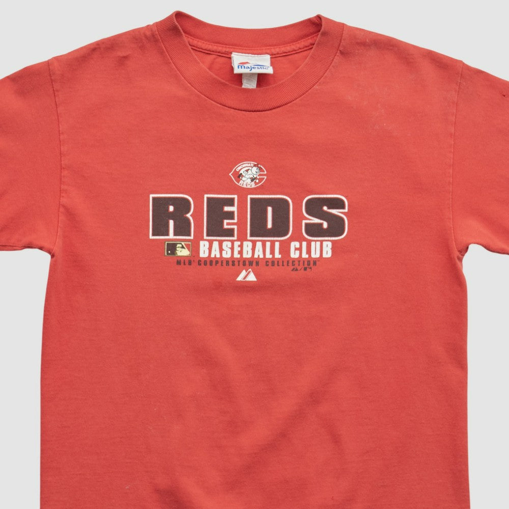 Cincinnati Reds Majestic 2000s T-shirt | MLB Outlet