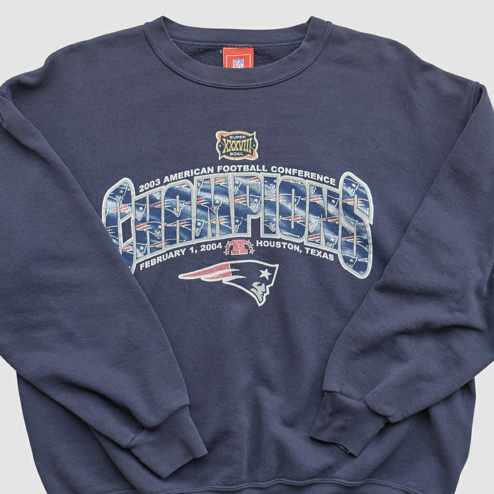 New England Patriots Fanatics NFL 2003 Pullover Sweatshirt