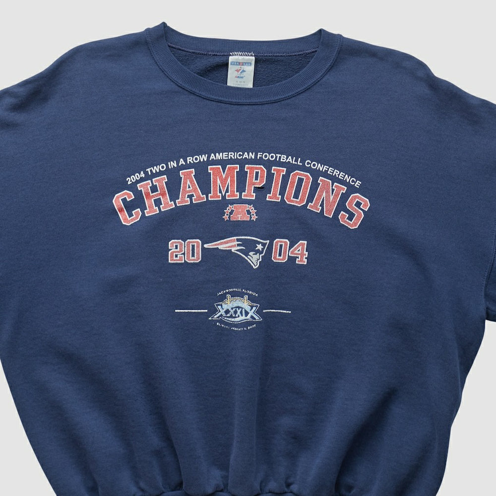 New England Patriots Fanatics Jerzees 2004 Pullover Sweatshirt