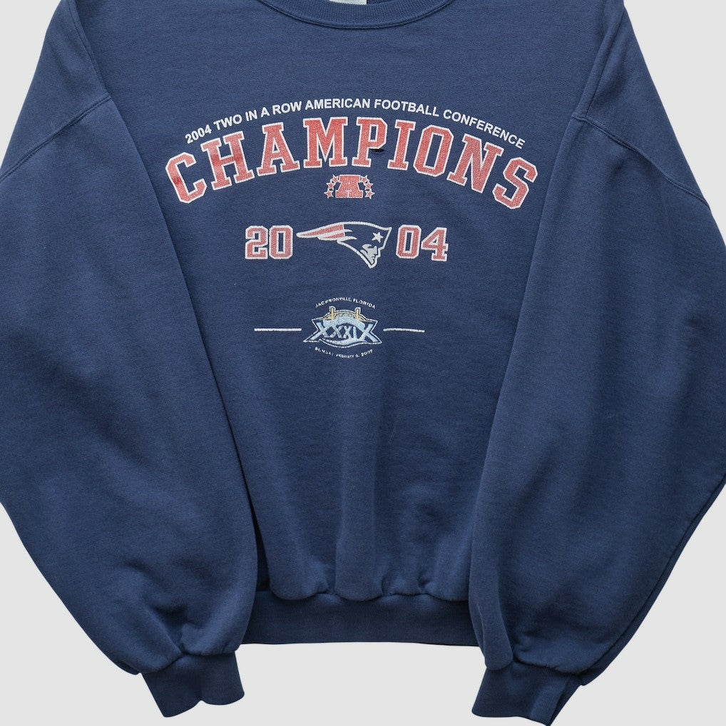 New England Patriots Fanatics Jerzees 2004 Pullover Sweatshirt