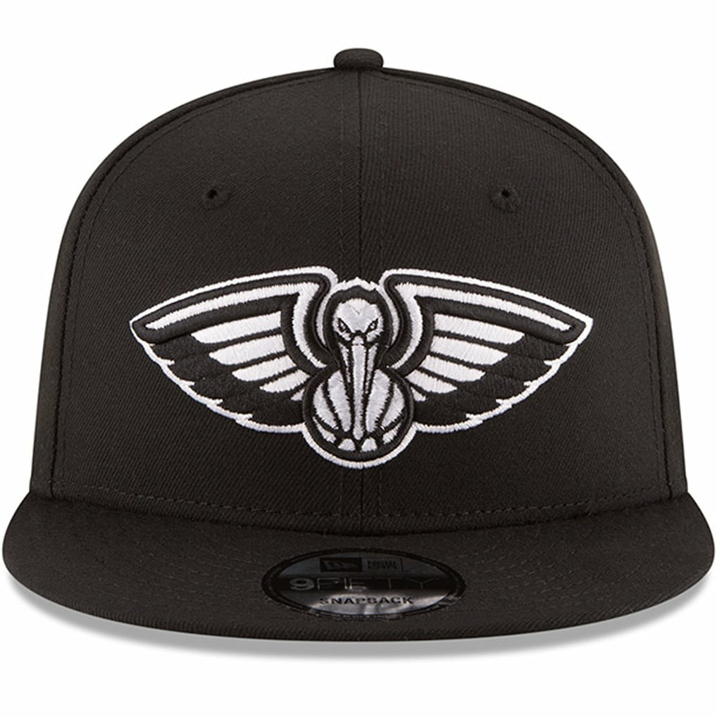 New Orleans Pelicans Black & White Logo 9FIFTY Adjustable Snapback Hat For Sale